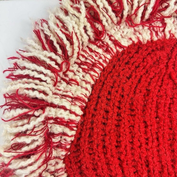 Yusu Tex 100% Alpaca Handmade Knitted Tassel Red White Beanie Mohawk Fringe - Picture 2 of 13